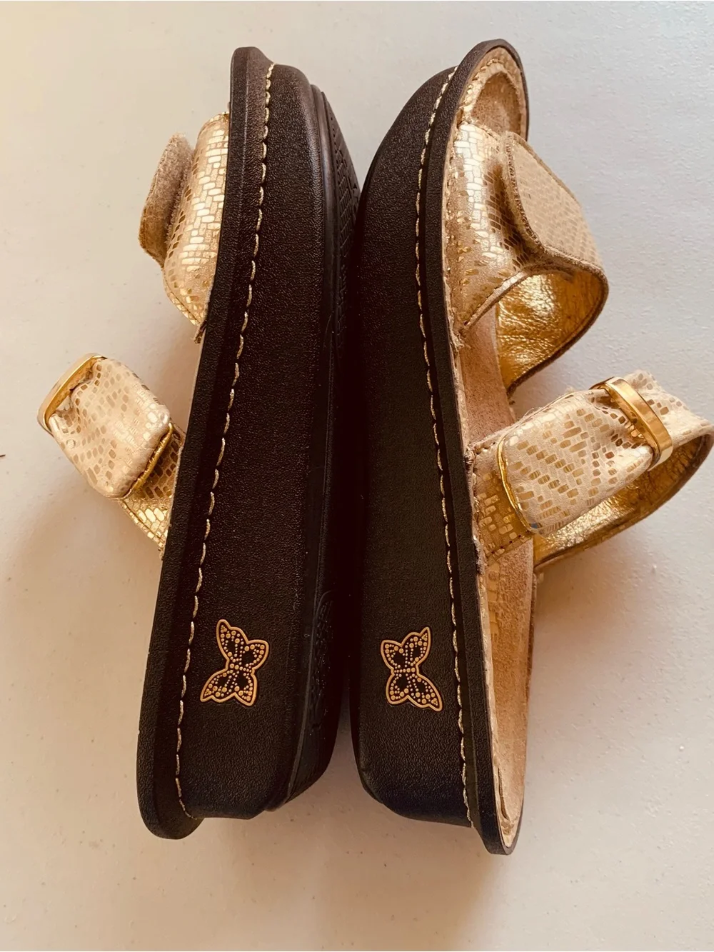 Alegria  Gold Genuine Leather &Insole Slip On Sandals Size 7